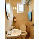 Welcoming House In With Sea View Semesterbostad Varna