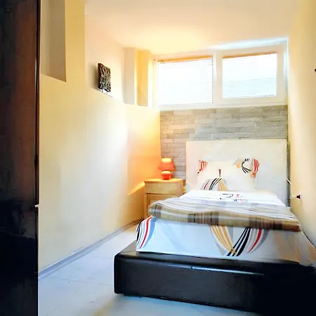 Welcoming House In With Sea View Hébergement de vacances *
